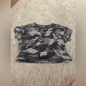 Lululemon camo top